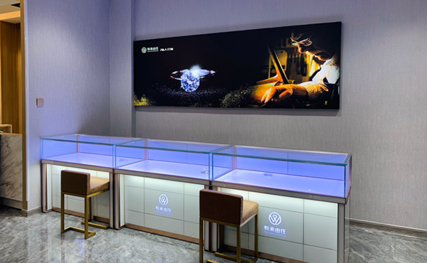 如何采購珠寶展示柜臺，展示品牌門店形象！