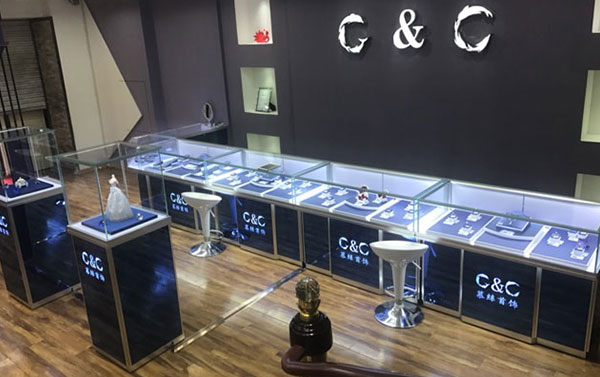 高檔珠寶展柜現(xiàn)貨能夠盡快發(fā)貨嗎？